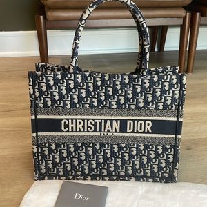 Christian Dior Medium Book Tote in white and navy design.